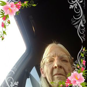 Meet your Posher, Deborah